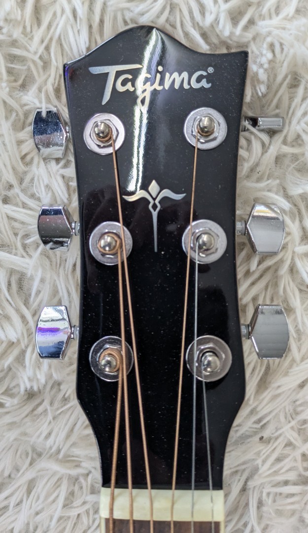 Tagima WS25 EQ DBS Walnut Series Acoustic-Electric Medium Jumbo Cutaway Guitar