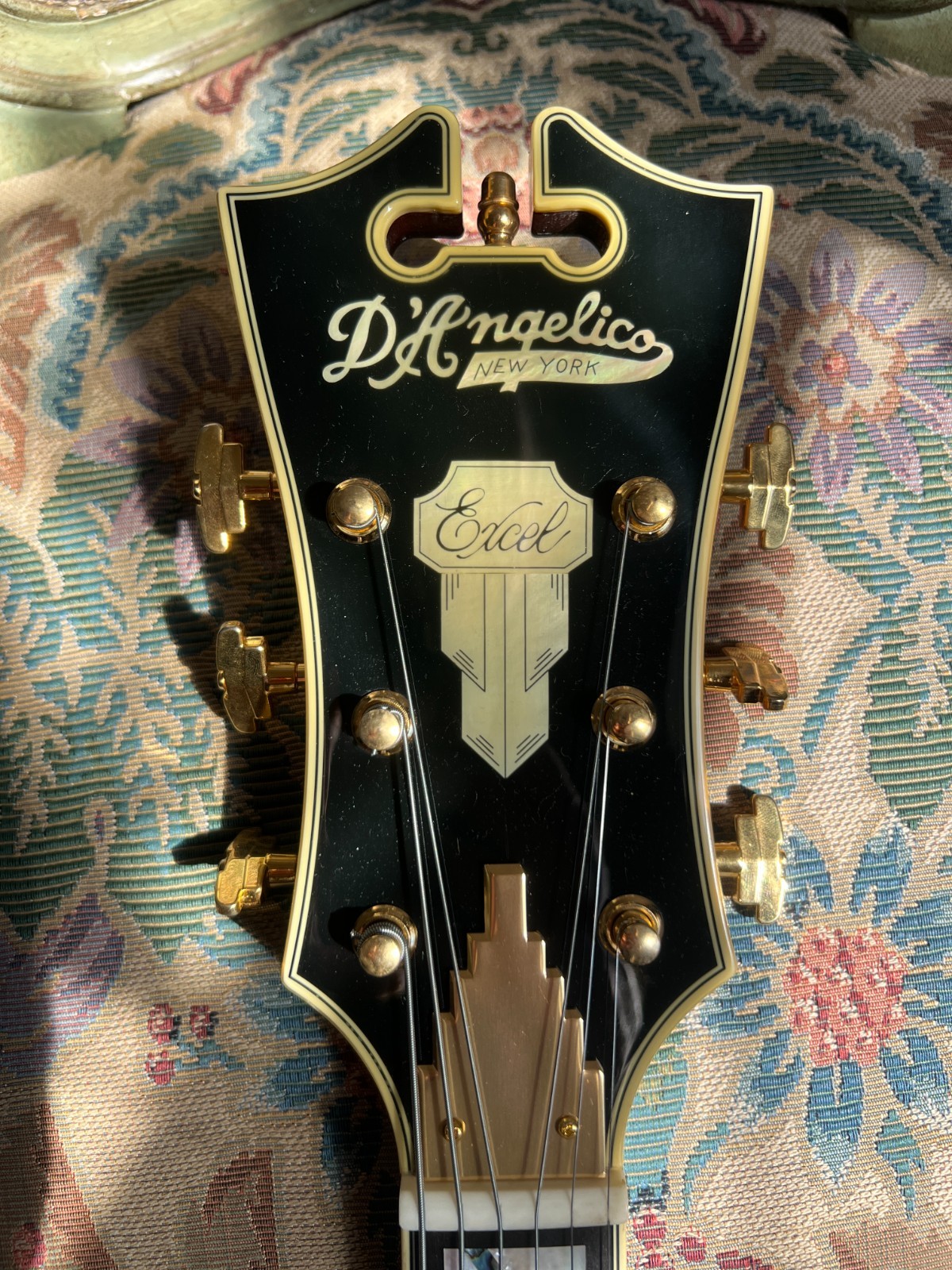 D’Angelico Excel Style B 2020 – Dark Iced Tea Burst