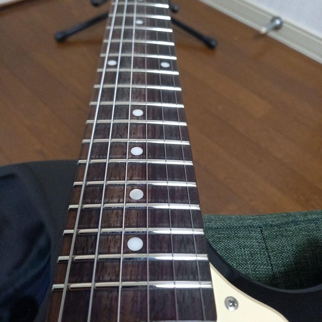 “Good condition” Epiphone by Gibson Les Paul 100