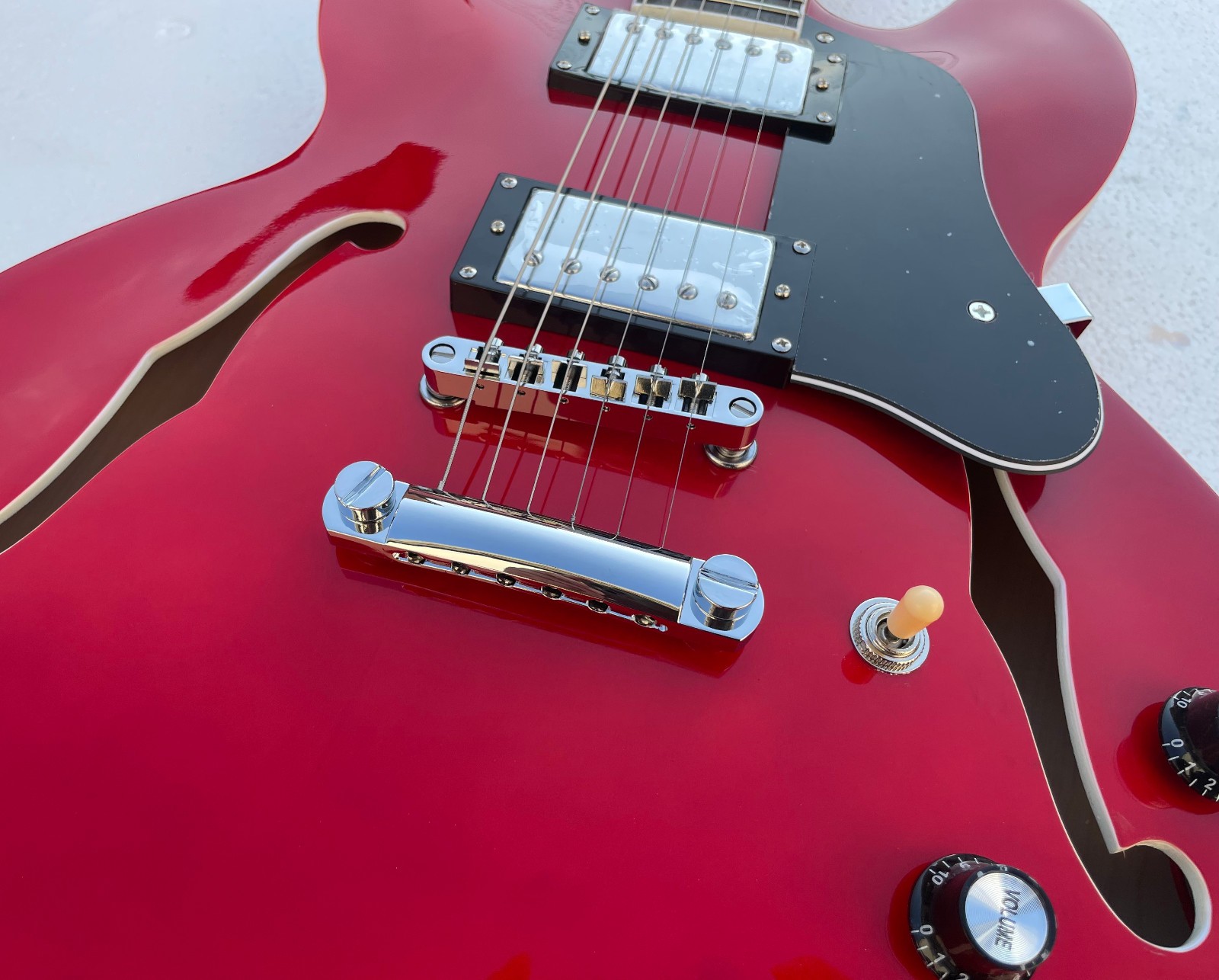 6 String Electric Jazz Guitar Semi Hollowbody Bone Nut Glossy Finished Guitarra