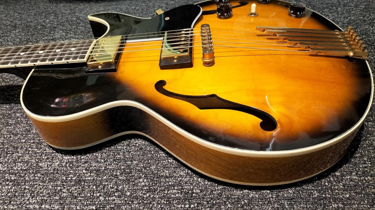GIBSON Howard Roberts Fusion Used Electric Gutiar