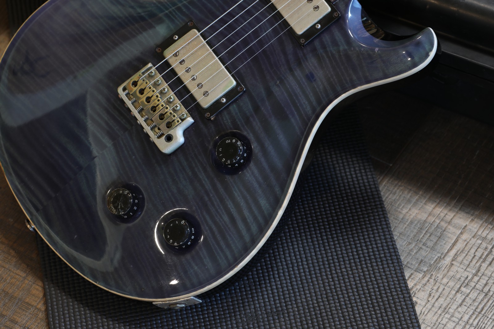 2003 PRS Custom 22 Tremolo Electric Guitar Whale Blue + HSC