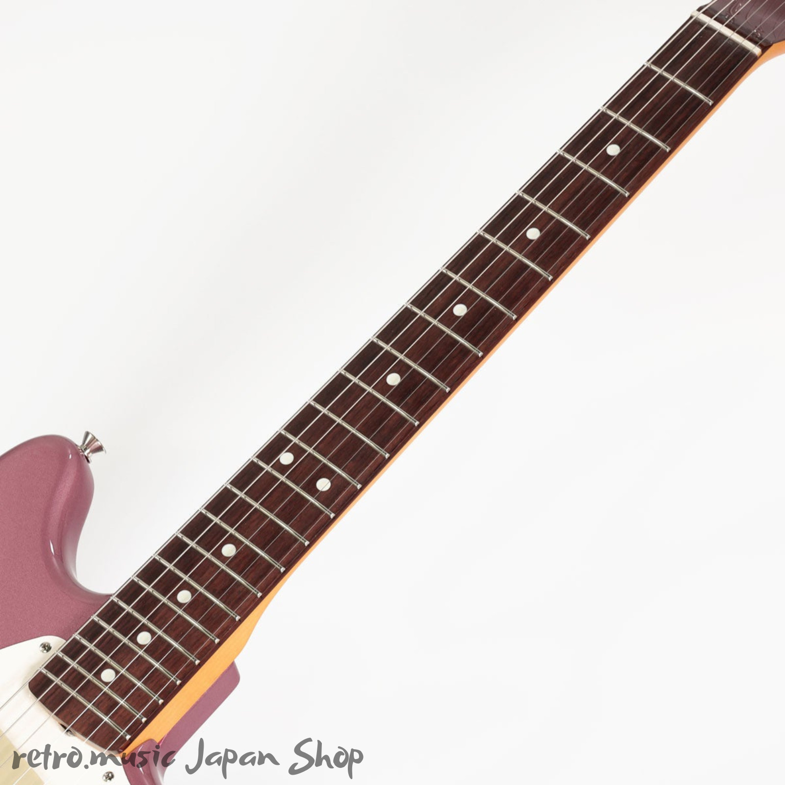 Fender Made In Japan FSR 2026 Traditional II 60s Mustang Burgundy Mist Metallic