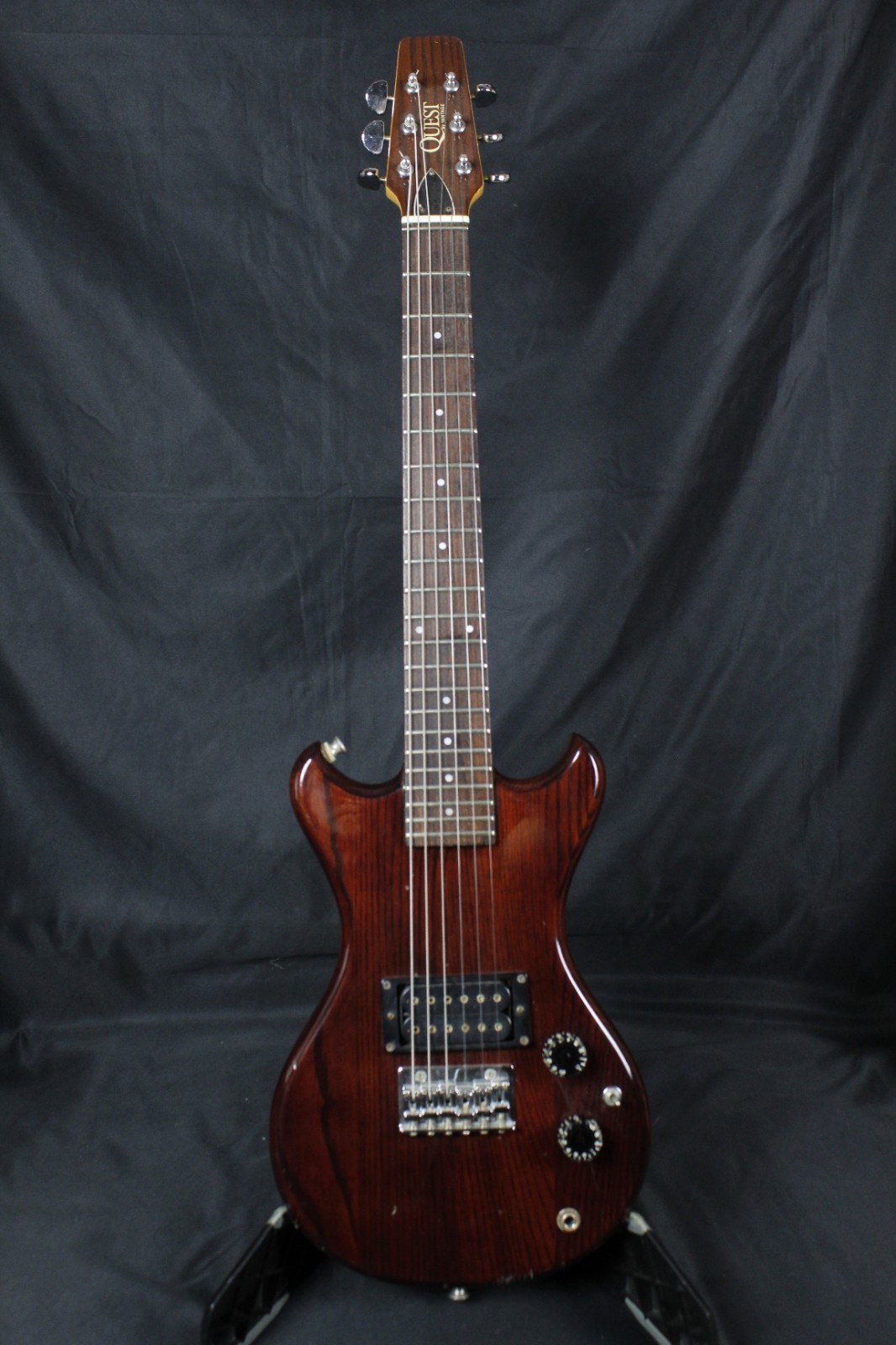 Quest by Vantage Mini Travel Electric Guitar 1980s Made In Japan w/OHSC