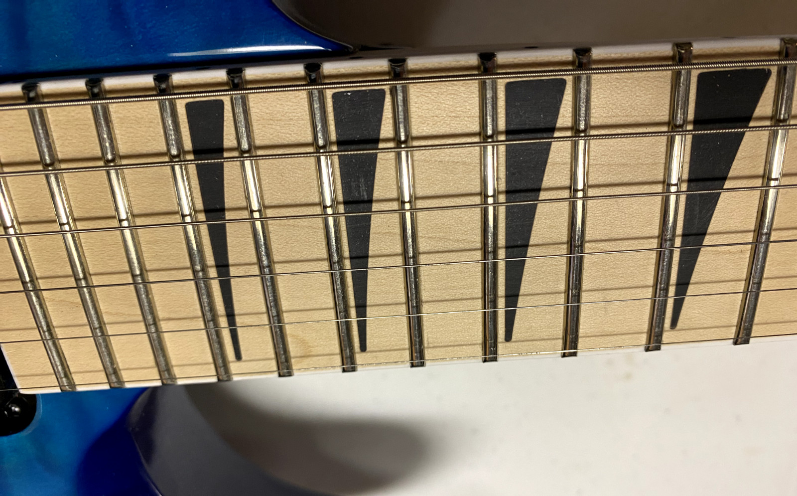 Jackson JS34Q Dinky, DKA-M, QM, H/S/S pickup. Floyd Rose, Transparent Blue, WOW