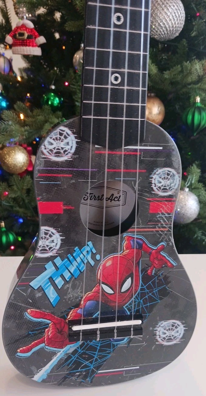 First Act Spiderman Plastic Acoustic Guitar For Children 4 Strings 2020 Marvel