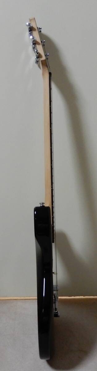 Electric Guitar Line 6 Variax 500 Modeling Black with Soft Case