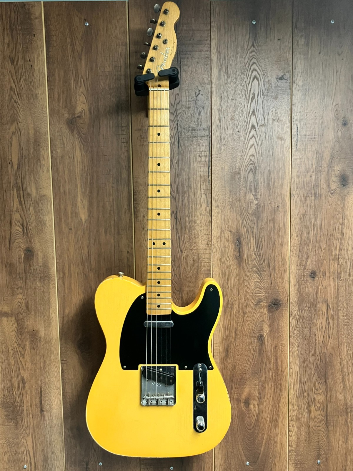 Fender Road Worn Telecaster Roadworn Tele Butterscotch Natural Blackguard 7.9 lb