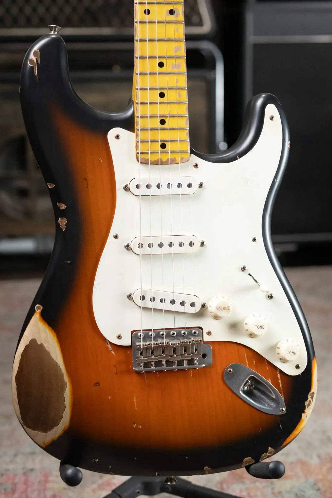 Nash S-57 Electric Guitar – 2-Tone Sunburst with Hardshell Case