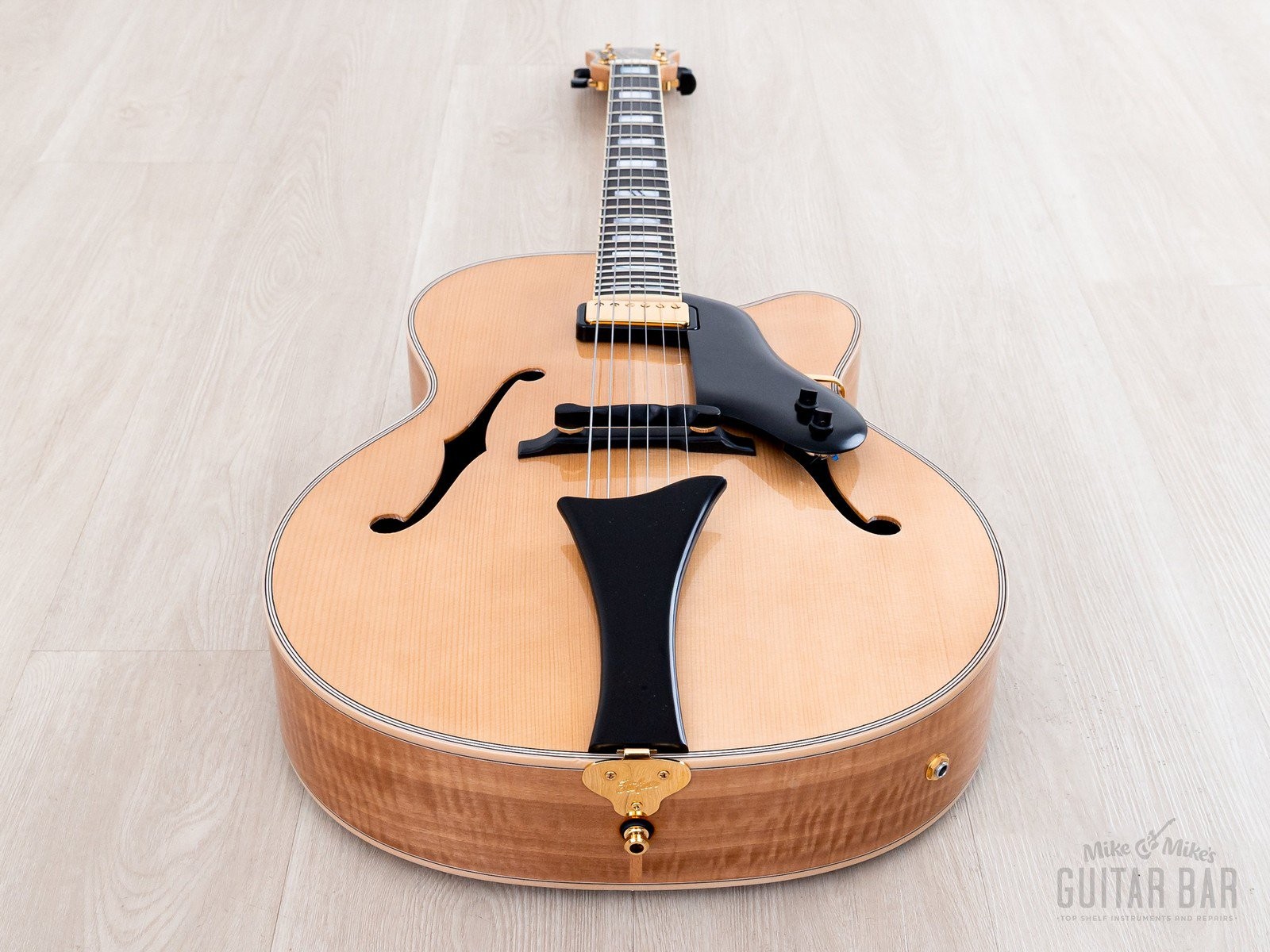 2011 Hofner New President Carved Top Archtop w/ Floating Pickup, Case & Hangtag