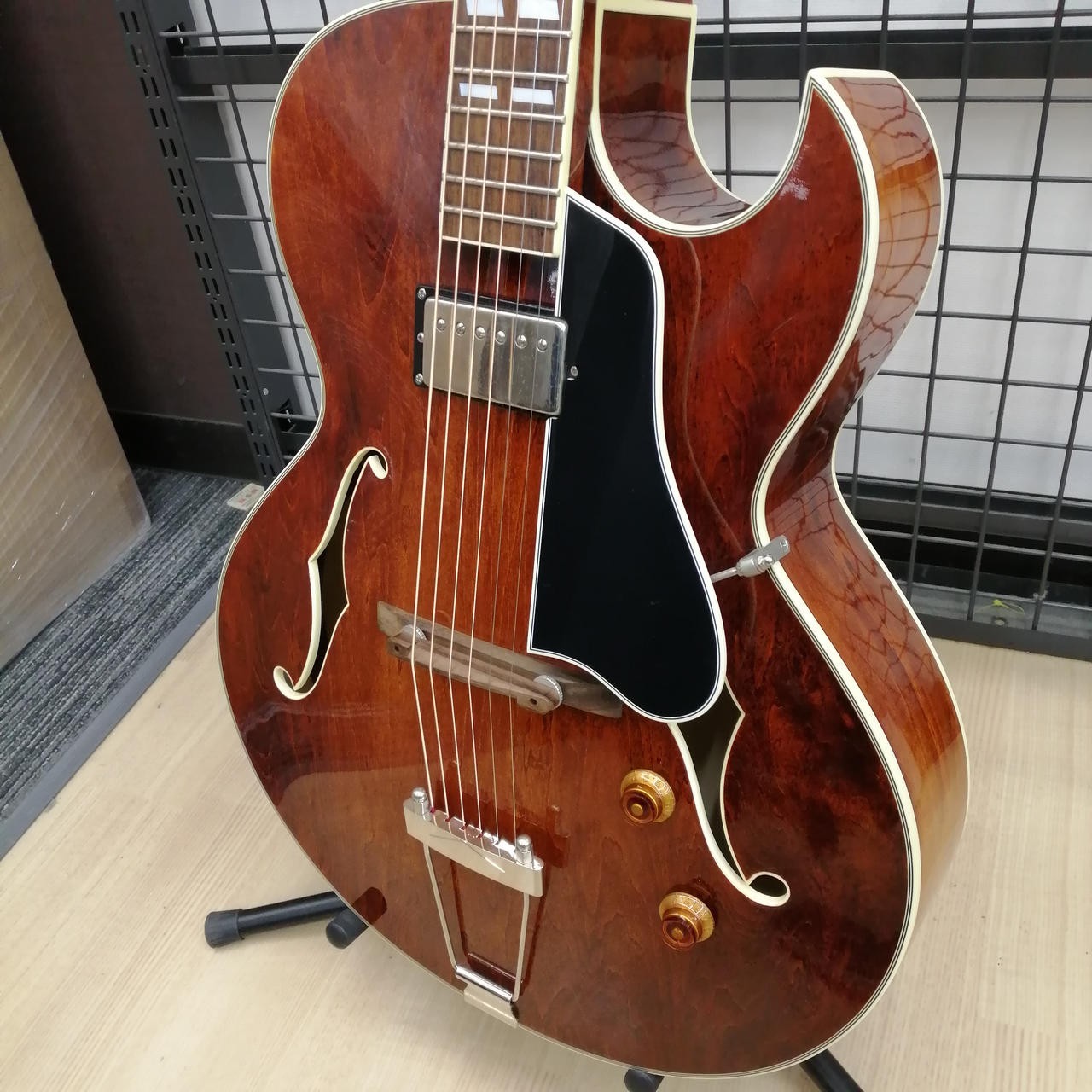 [EASTMAN] AR-175CE Antique Red Used 2014 Maplebody Rosewood fingerboard Hardcase
