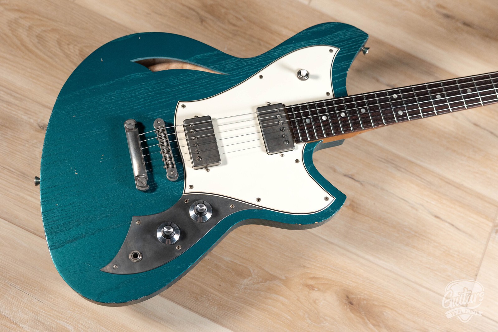 Novo Custom Miris H2 w/ 24.75″ Scale & Fralin Pure PAF’s – Ocean Turquoise
