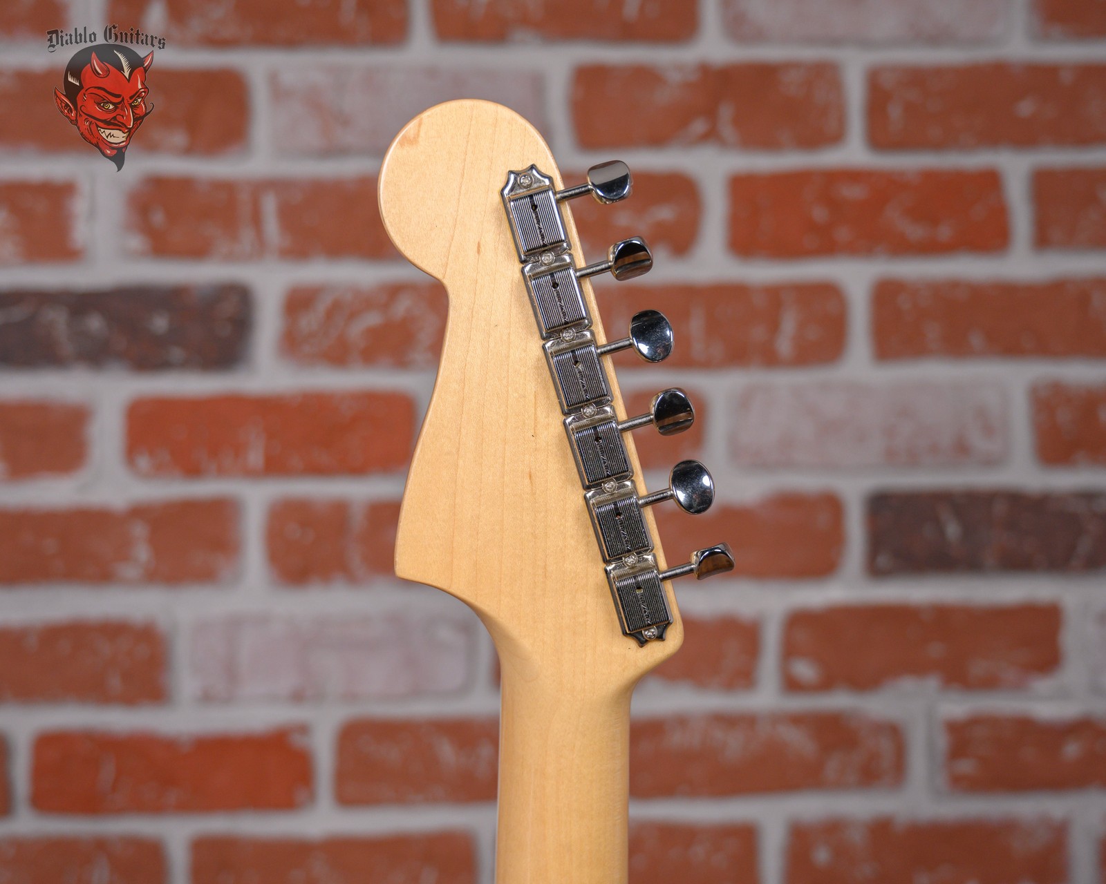 Fender American Vintage “Thin Skin” Jazzmaster Aztec Gold 2015 w/OHSC