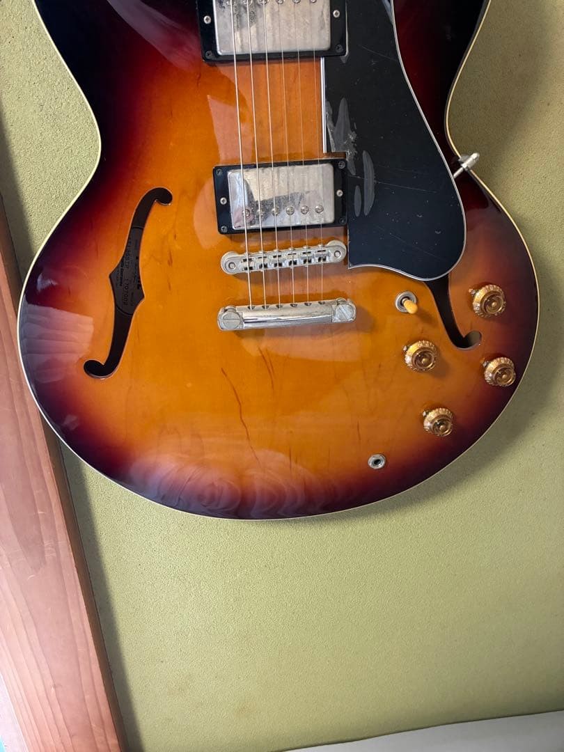 Acoustic Electric Guitar Archtop Tribute AT135STP Sunburst Made in Japan