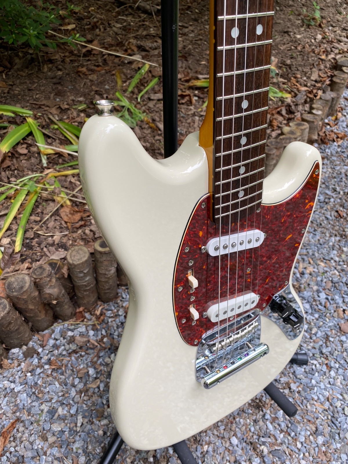 2010 Fender Made In Japan Mustang 65 vintage reissue offset guitar jaguar