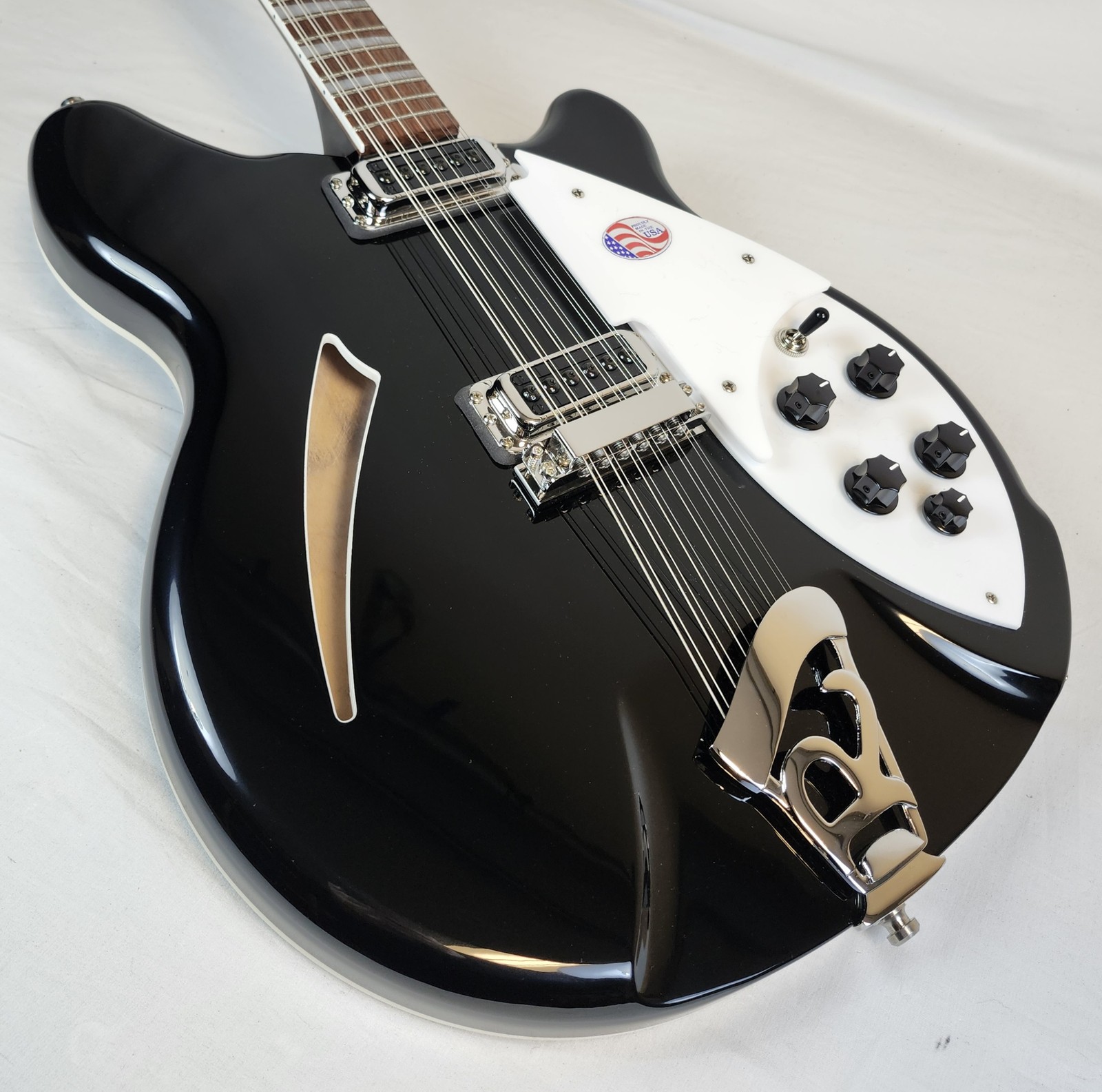 Rickenbacker 360 Jetglo 12-String Semi-Hollow Guitar, Stereo, HSC