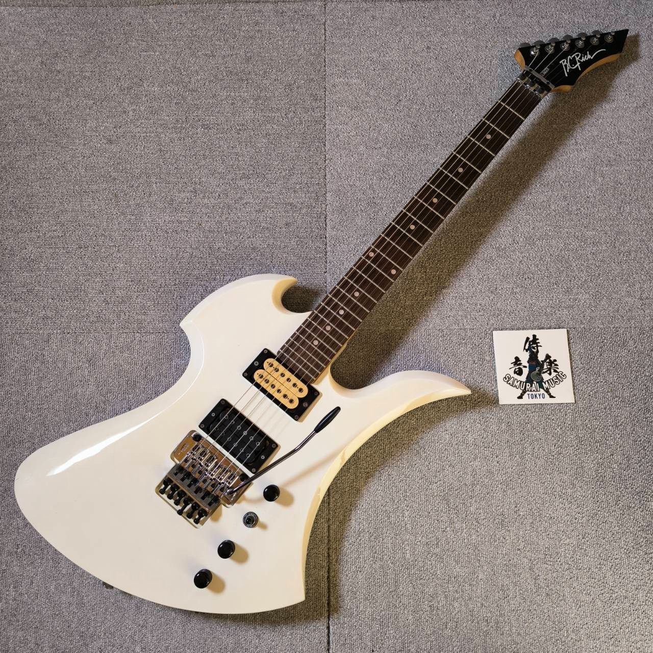 B.C.Rich MockingBird MOD White Electric Guitar Floyd Rose 3.83kg Made In Japan