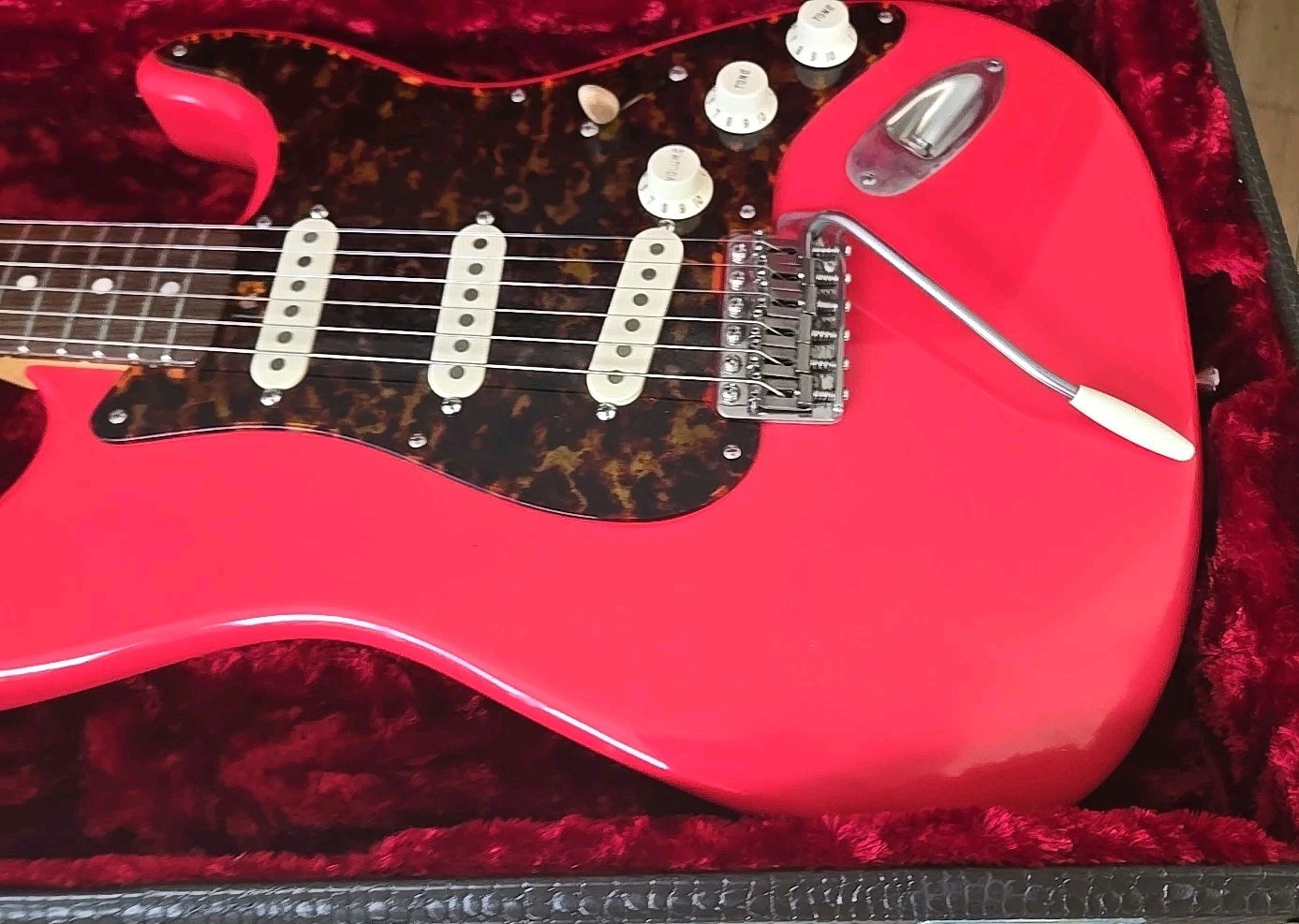 DeTemple Spirit Series ’56 Stratocaster Electric Guitar 2011 Fiesta Red W/ Case