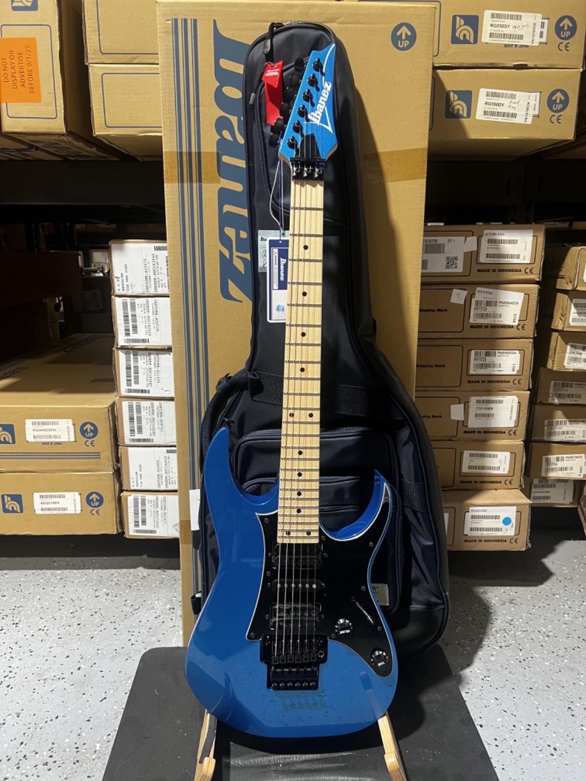 Ibanez Genesis Collection RG550 Electric Guitar – Electric Blue w/ Gig Bag