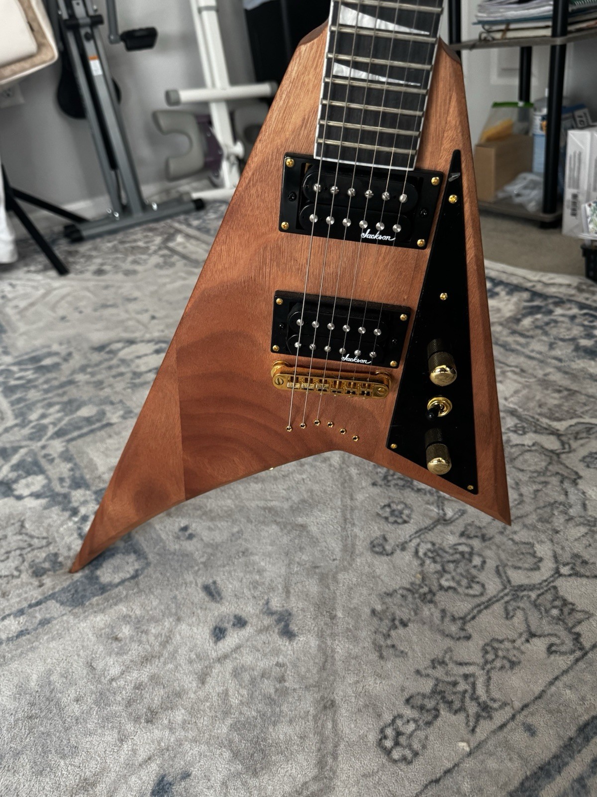 Jackson JS Series Rhoads JS32T (V) Guitar, Excellent Condition
