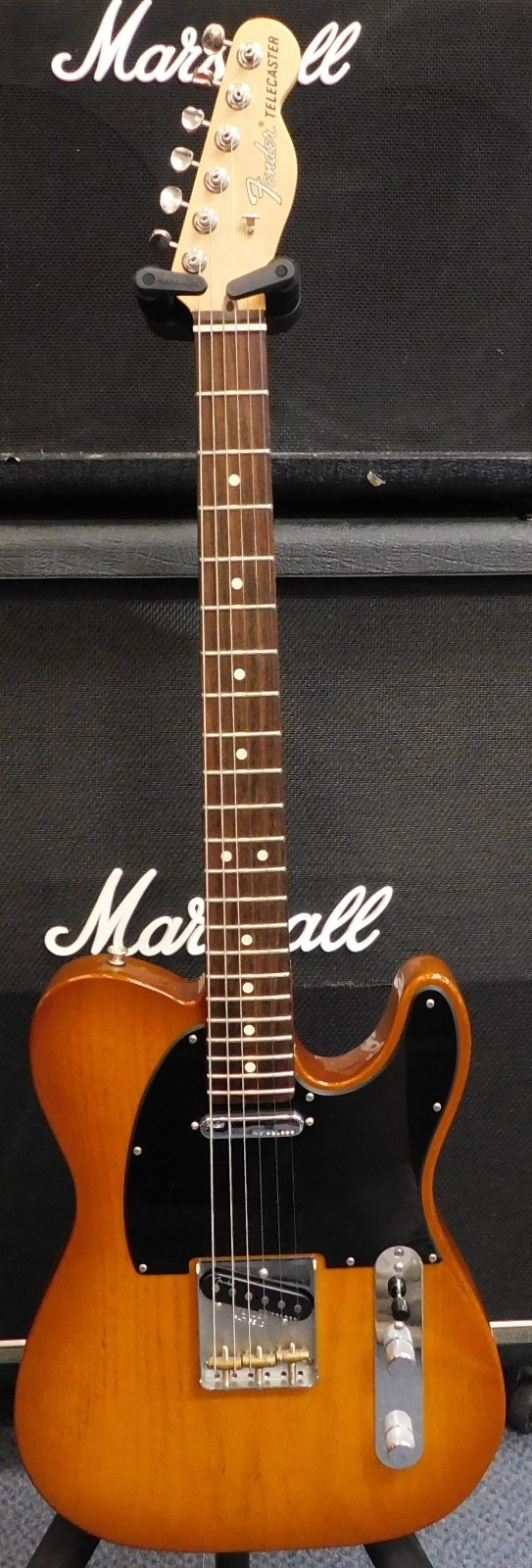 Fender USA American Performer Telecaster – Rosewood Fingerboard – Honey Burst