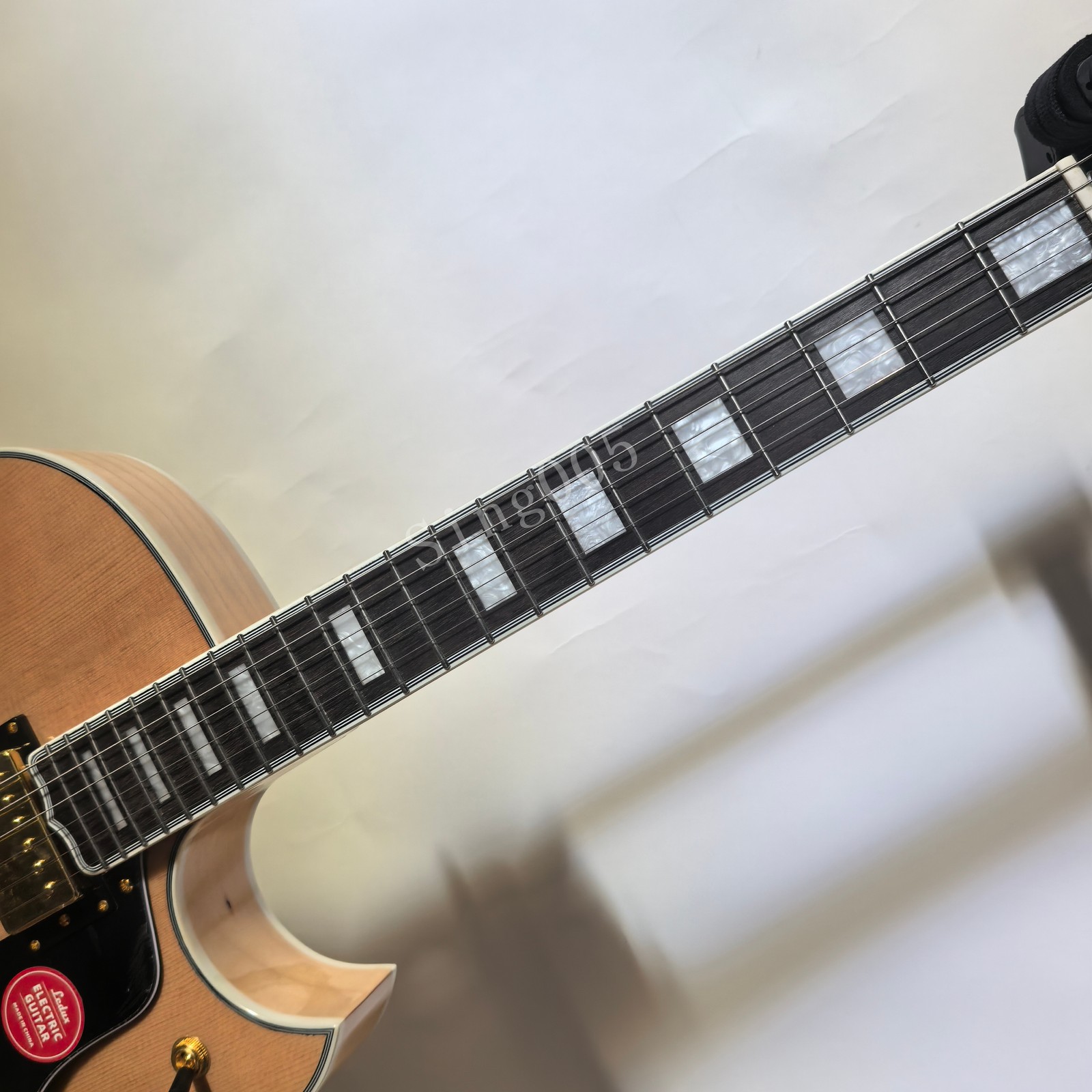 Byrdland Electric Guitar 596mm Archtop Natural Semi Hollow Body Gold Hardware