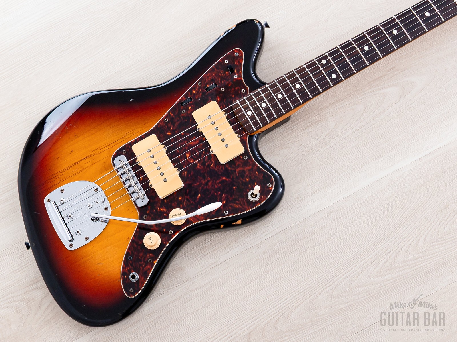 2002 Fender Jazzmaster ‘62 Vintage Reissue JM66-80 Sunburst, Japan CIJ