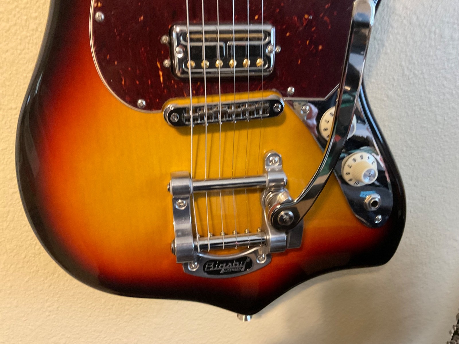 Fender Parallel Universe Volume II Maverick Dorado Locking Tuners Mint W/Case!!