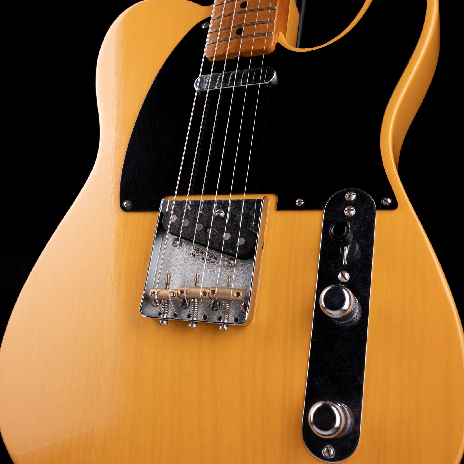 Pre-Owned Fender 75th Anniversary Vintera Road Worn 1951 Telecaster Blonde With