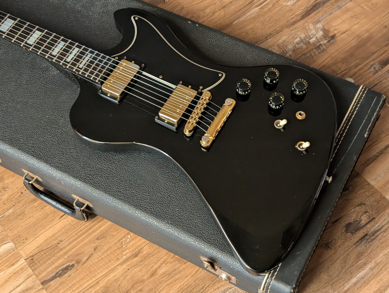 1977 Gibson RD Artist Moog Electric Guitar Vintage Ebony Black W/OHSC NICE!