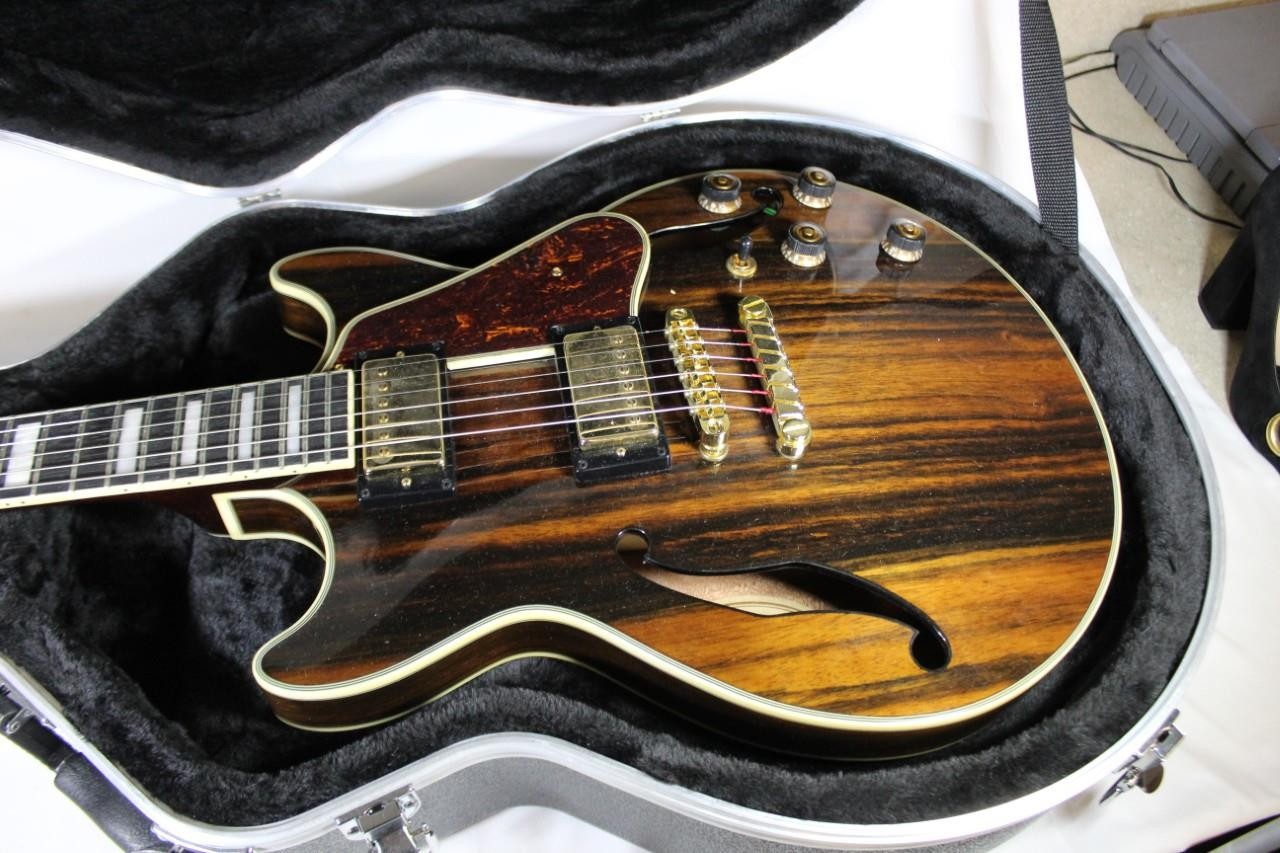 Ibanez Artcore Expressionist AM93ME-NT (Natural) Semi-Hollow Electric Guitar