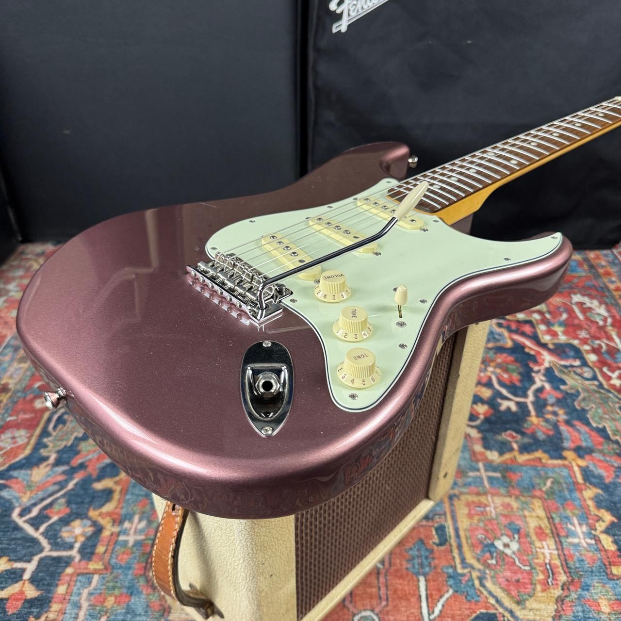 Fender Hybrid 60’s Stratocaster Burgundy Mist Metallic – 2018