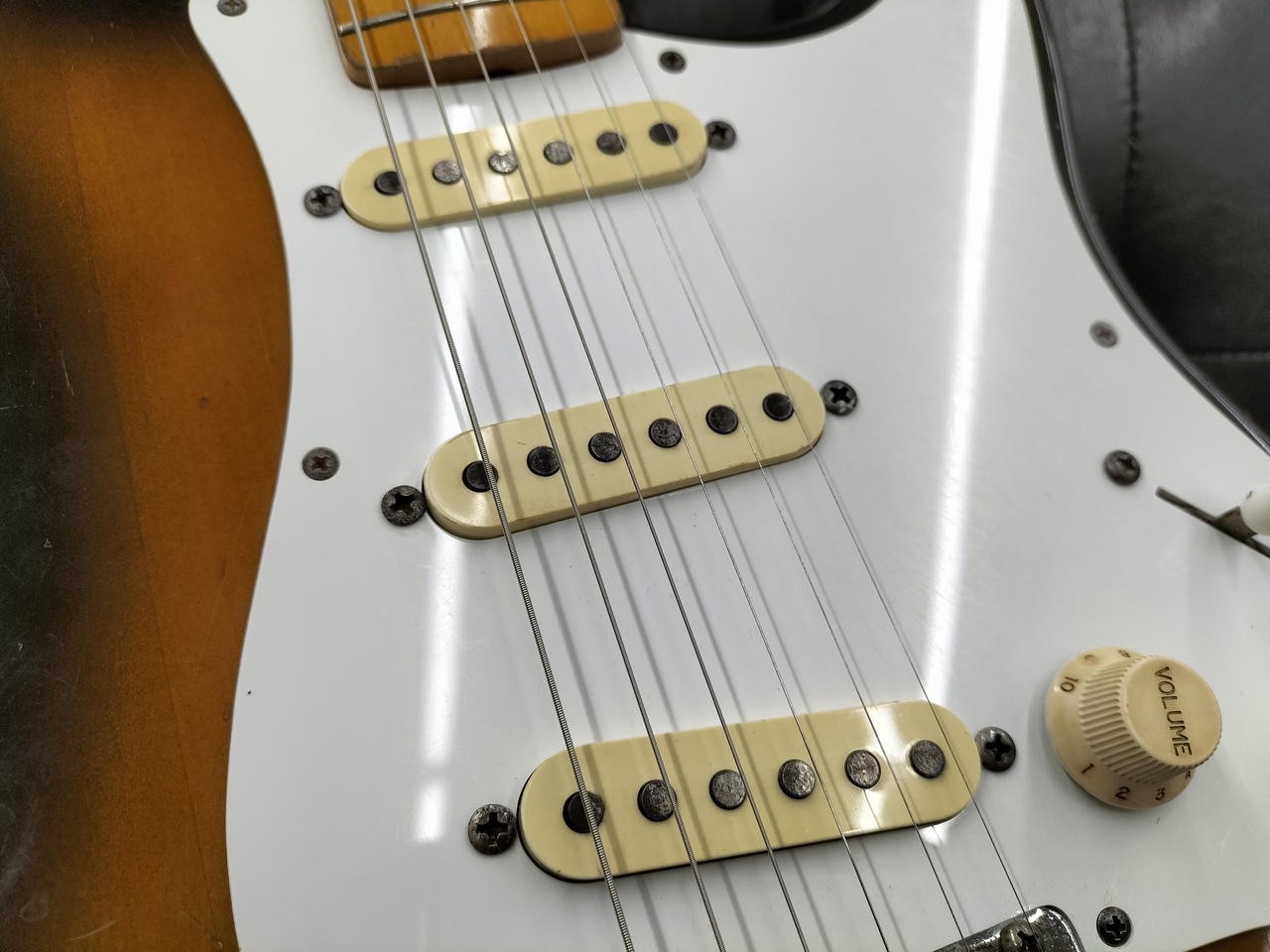 [Fender Japan] Stratocaster ST57 2Tone Sunburst 1994 Electric Guitar MIJ W/Case