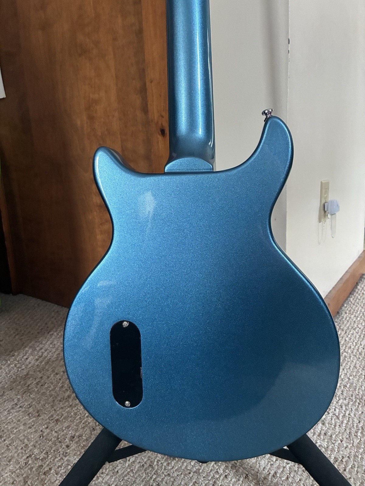 Harley Benton DC-Junior Solid Body 6-String Right-Handed w/ Gig Bag Pelham Blue