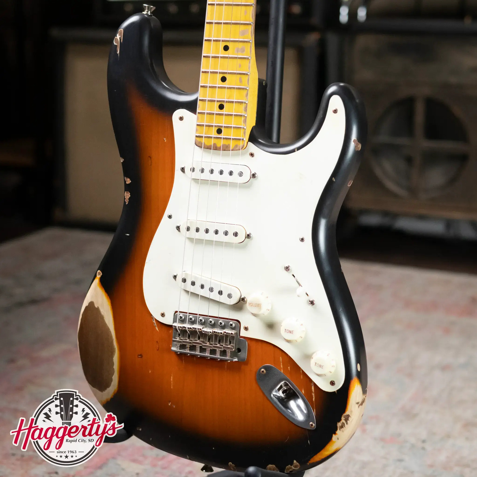 Nash S-57 Electric Guitar – 2-Tone Sunburst with Hardshell Case