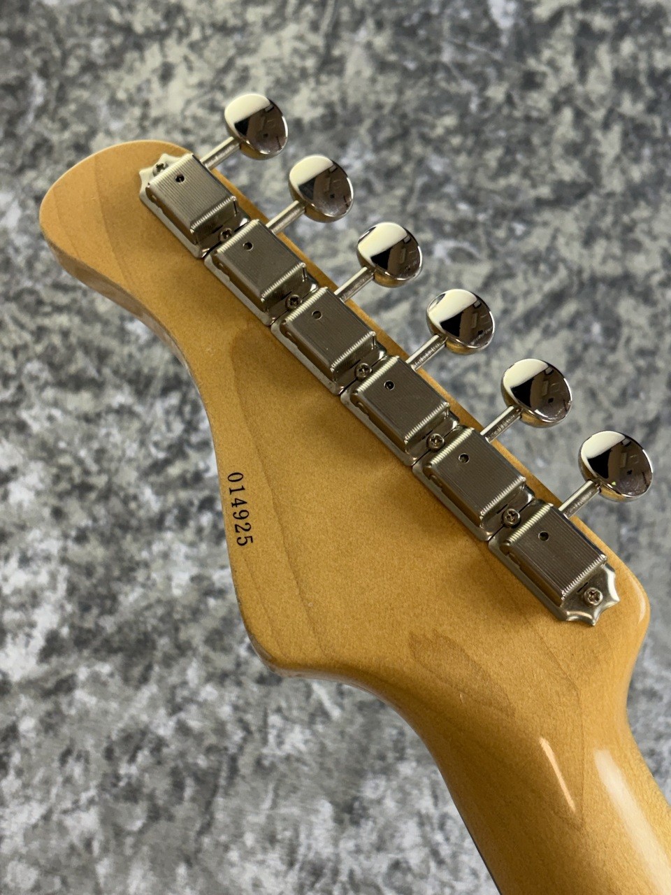 Red House Piccola S/SSS Candy Apple Red Heavy Aged Used