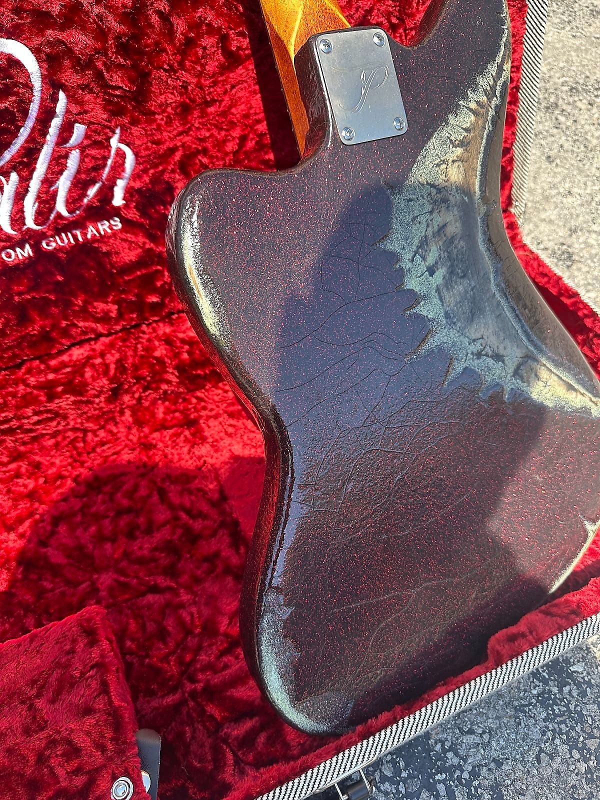 Palir Imperial Heavy Relic Red Sparkle Relic with P90s with Case