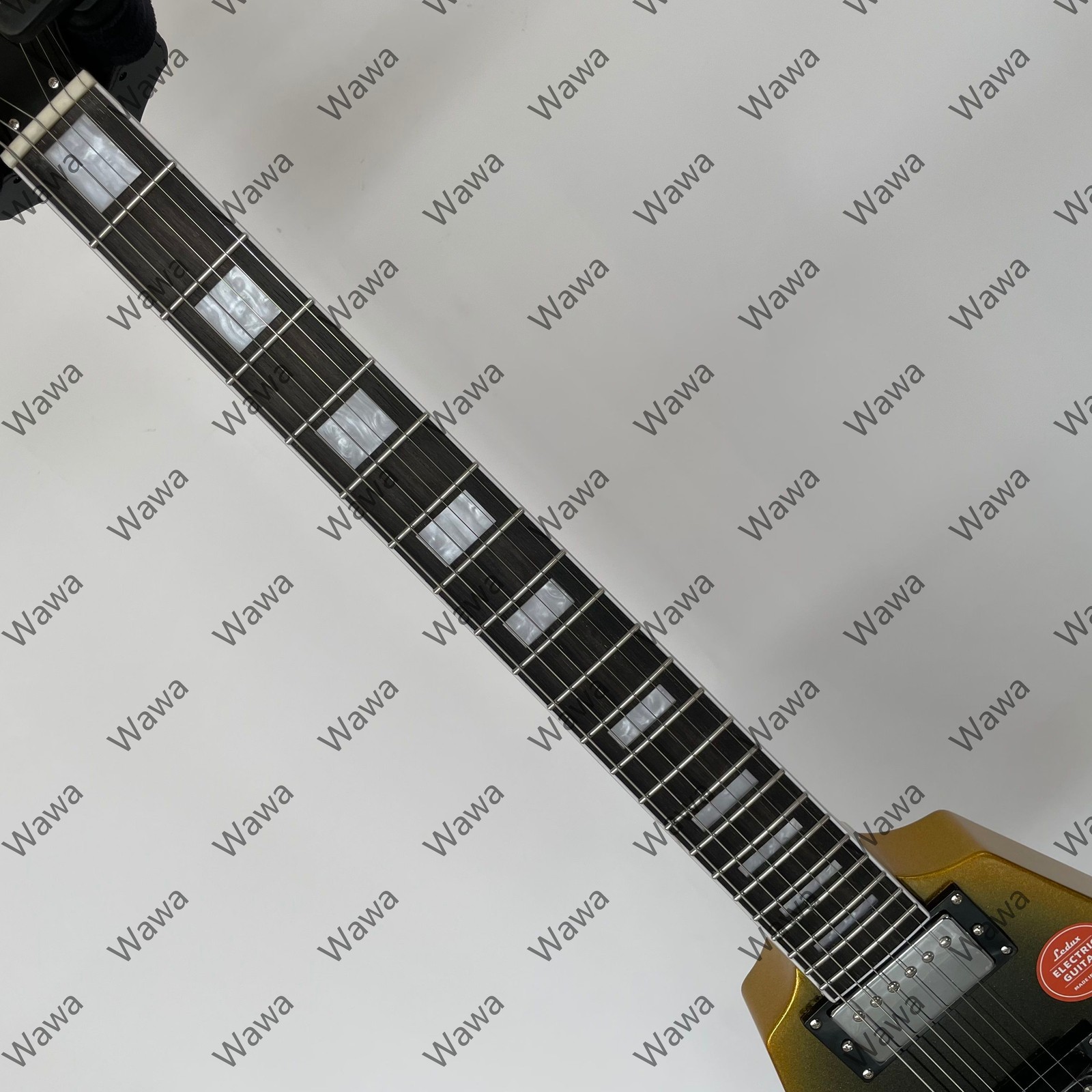 Exquisite Gold Black Burst Sparkle V Electric Guitar Solid Body TOM Bridge