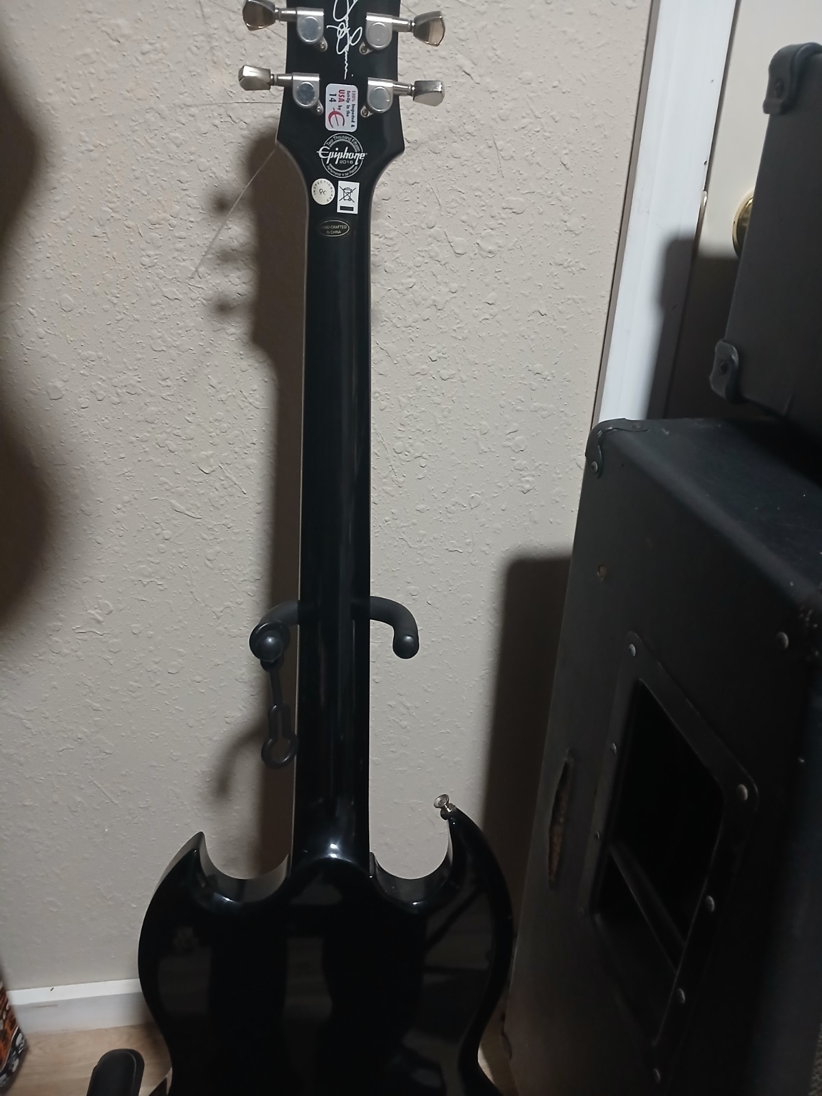 epiphone tony iommi G-400