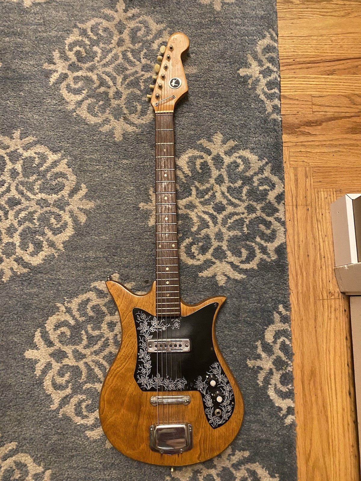 Kay Electric Guitar Brown Solid Body 6 String Rosewood Fretboard Right-Handed