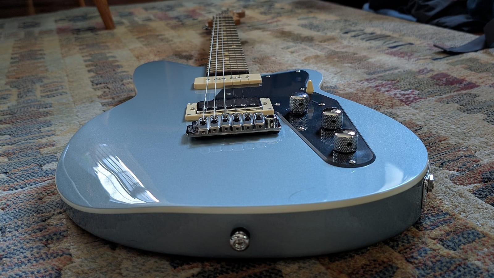 Reverend Double Agent W – Metallic Silver Freeze with transparent grey pickguard
