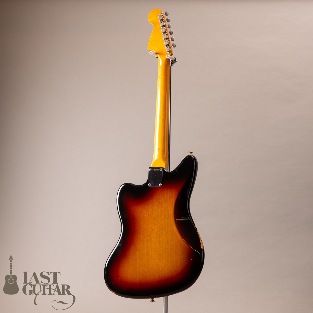 Fender USA American Vintage ’62 Jaguar 3-Color Sunbursty 2005 Electric Guitar