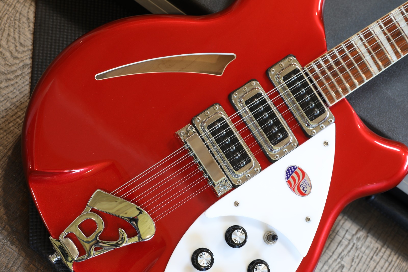 Minty & Rare 2013 Rickenbacker 370/12 SemiHollow Electric Guitar Ruby Red + OHSC