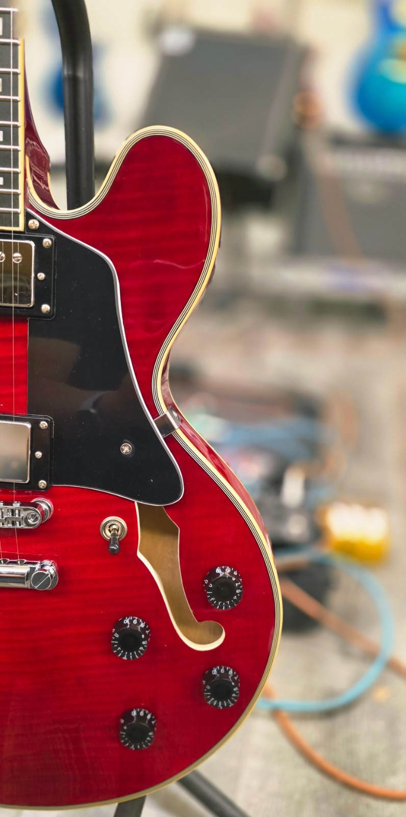 Aio wolf KSA50 2025 – Wine Red Electric Guitar Semi-Hollow Body