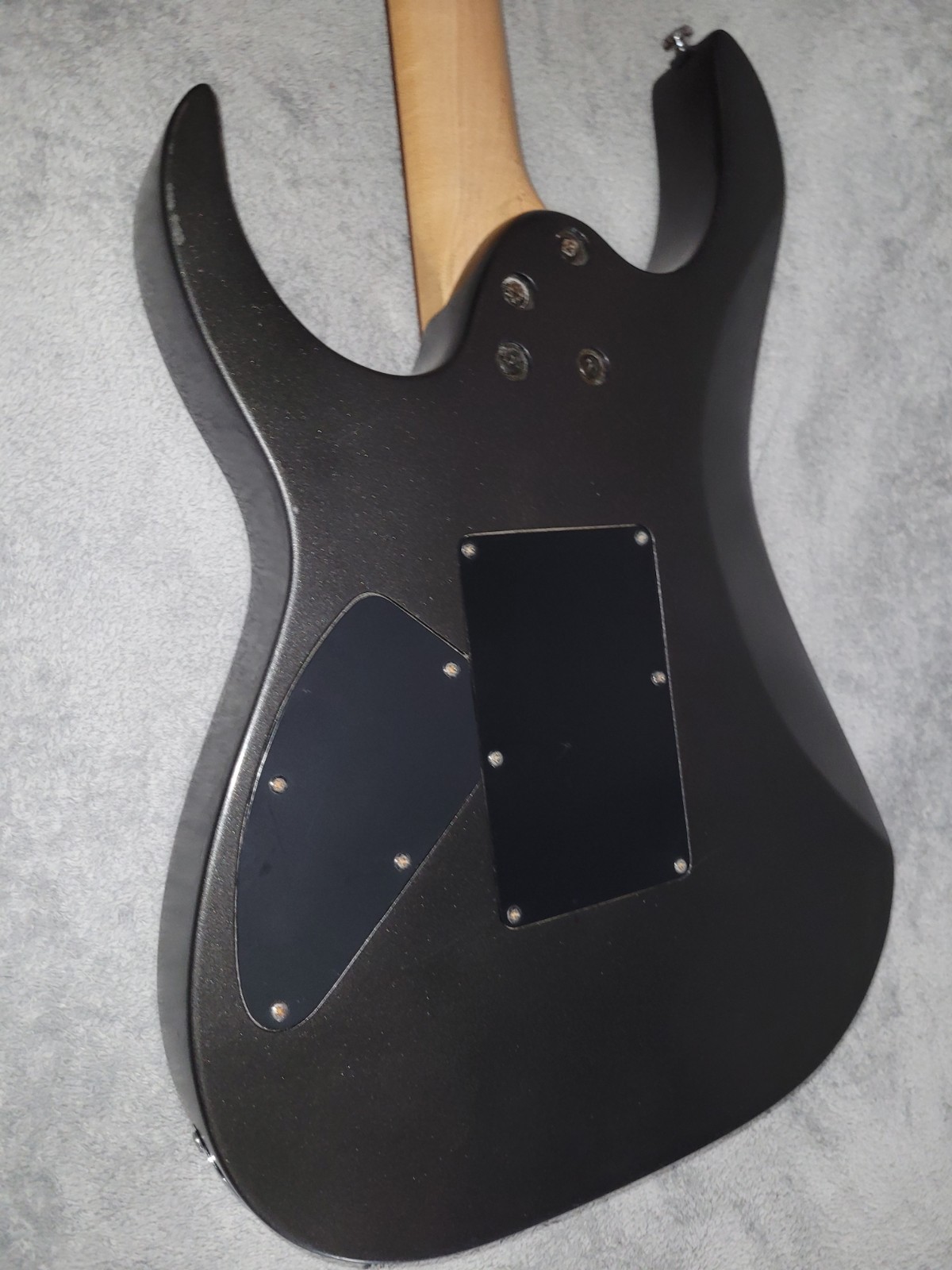 Ibanez RG320-GP Standard 1998 – Grey Pewter