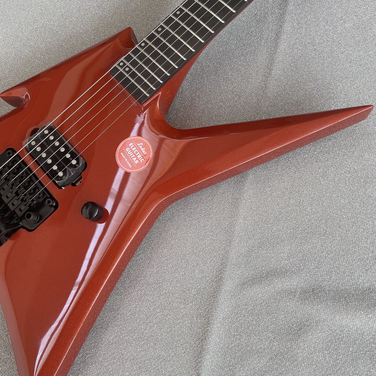 Unique Solid Electric Guitar H-H Pickups Tremolo Orange Sparkle Finish Black HW
