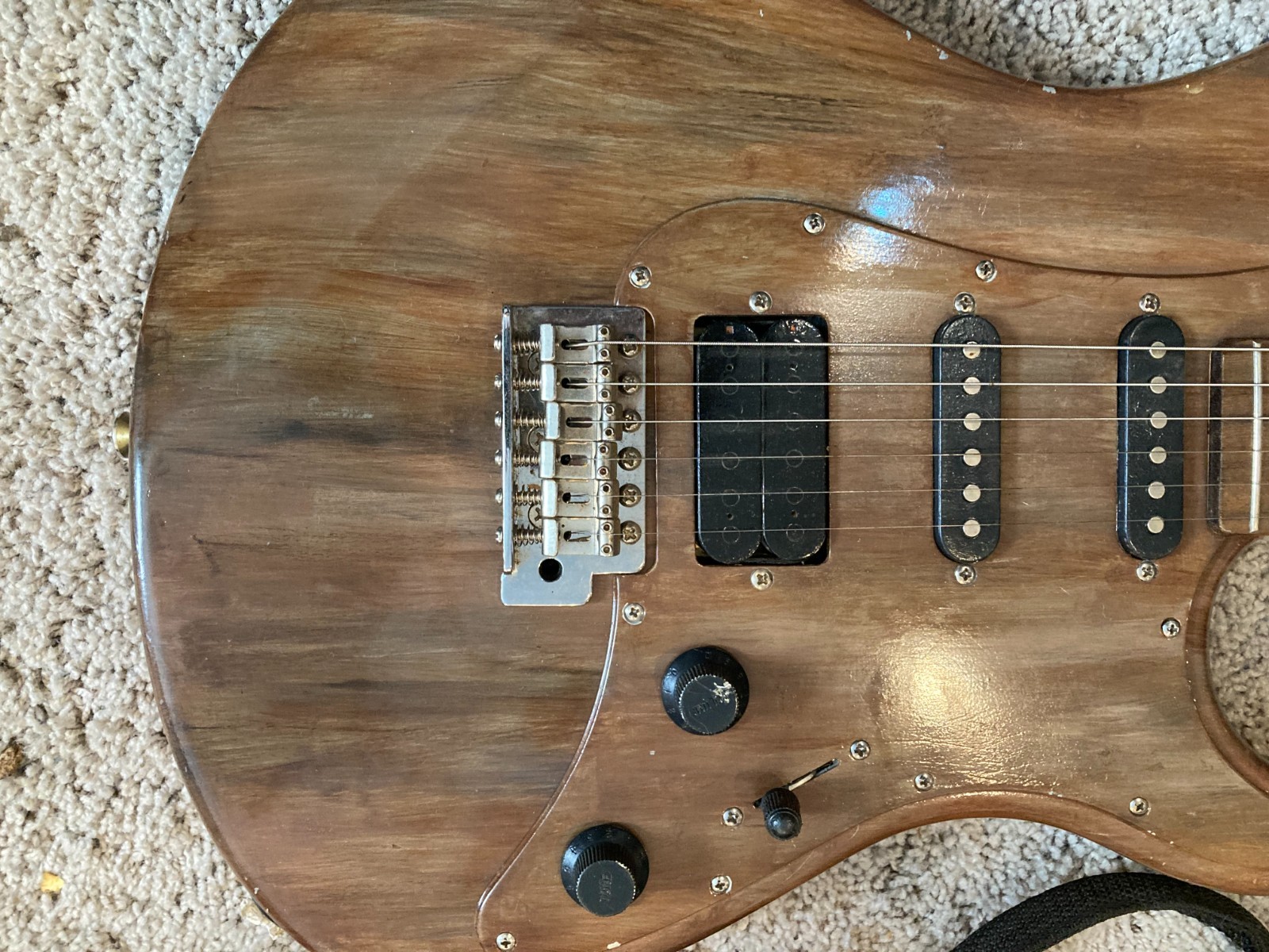 HSS Electric Guitar Natural Wood Tremolo w/ Gig Bag Serial QLH263304 Used Guitar