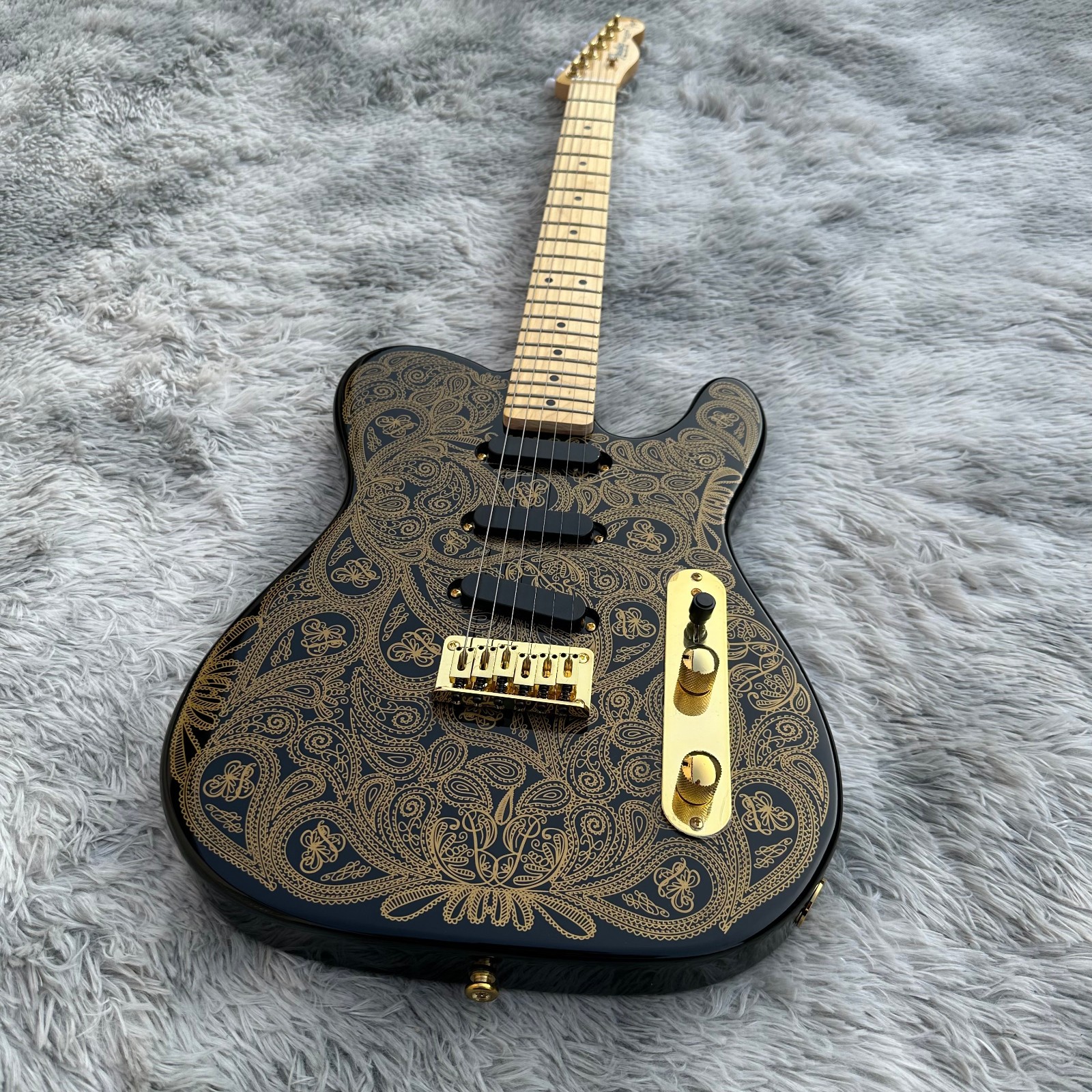TL Electric guitar /black pattern and accessories/imported alder guitar/from US