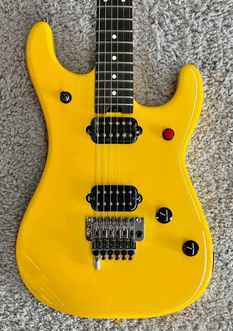 EVH 5150™ Series Standard Electric Guitar , Ebony Fingerboard, EVH Yellow