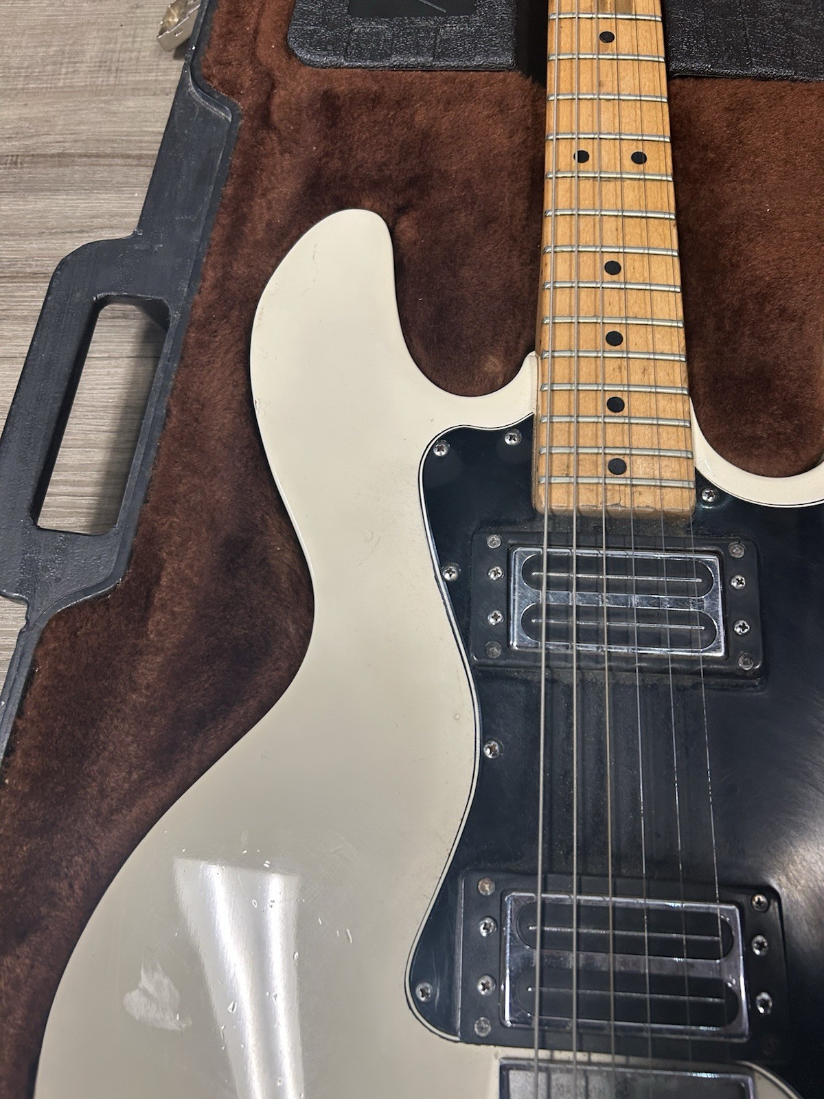 1982 Peavey T60 Electric Guitar – White – USA